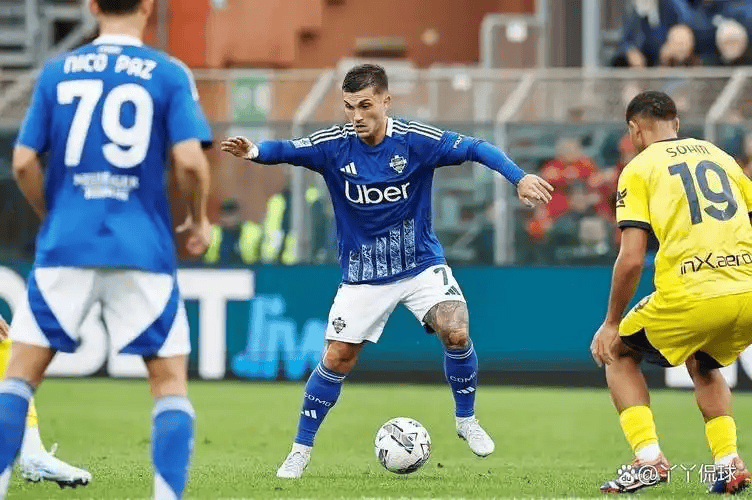 意甲焦点！科莫VS莱切：冲欧劲旅遇保级残阵，主场碾压or冷门逆袭？